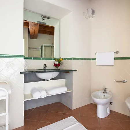 Antica Torre Aparthotel 4*