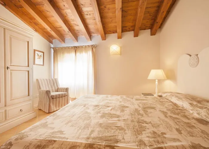 Ξενοδοχείο με διαμερίσματα Antica Torre 4*