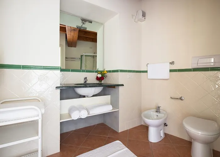 Antica Torre Ξενοδοχείο με διαμερίσματα 4*